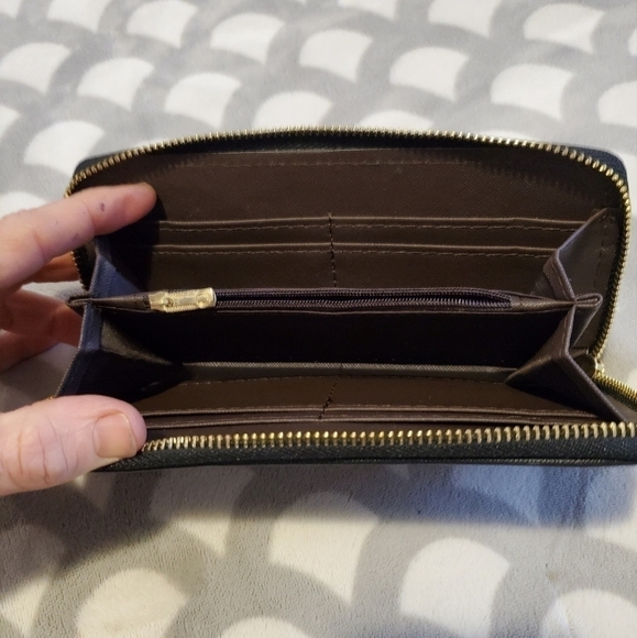 Elimpaul clutch wallet/bag excellent condition - Picture 2 of 4